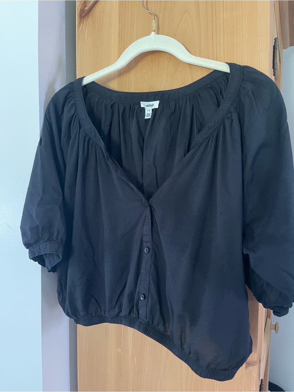 Aerie Black Puff Sleeve Button-Front cropped top